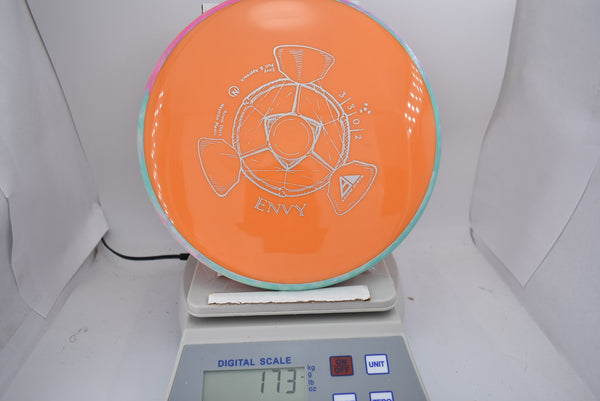 Axiom Envy - Neutron - Nailed It Disc Golf
