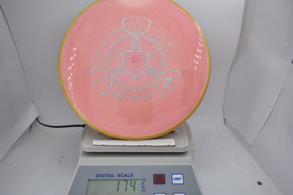 Axiom Envy - Neutron - Nailed It Disc Golf